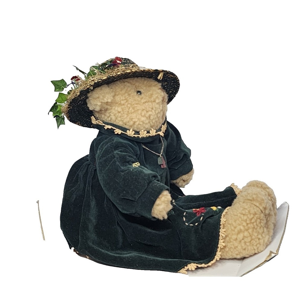 Vintage 1990s Delton Charlotte Victorian Teddy Bear Green Velvet Dress Straw Hat - Picture 4 of 10